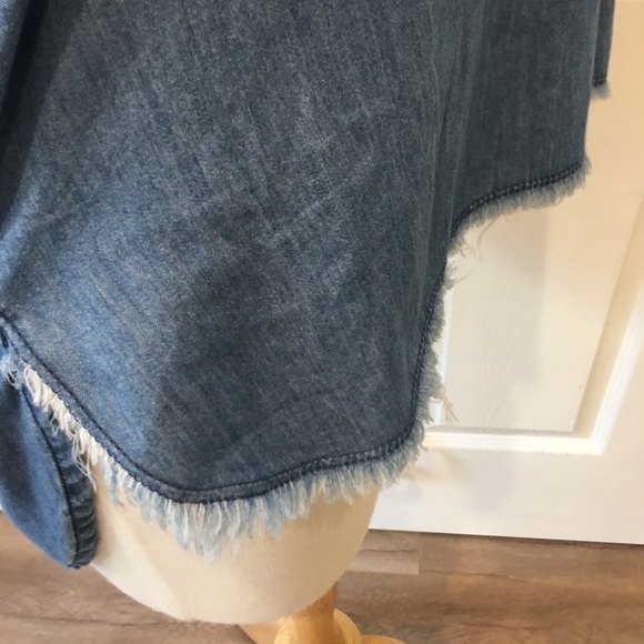 CHAMBRAY DENIM SAMPLE SZ M S/S TUNIC OVERSIZED TOP - Picture 7 of 8